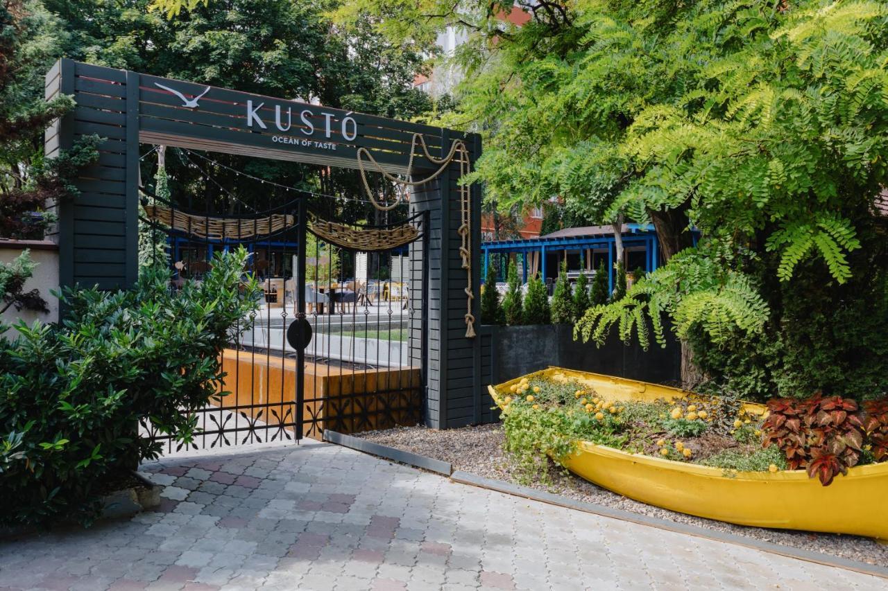 Tulip Residence & Spa Hotel Hotel
