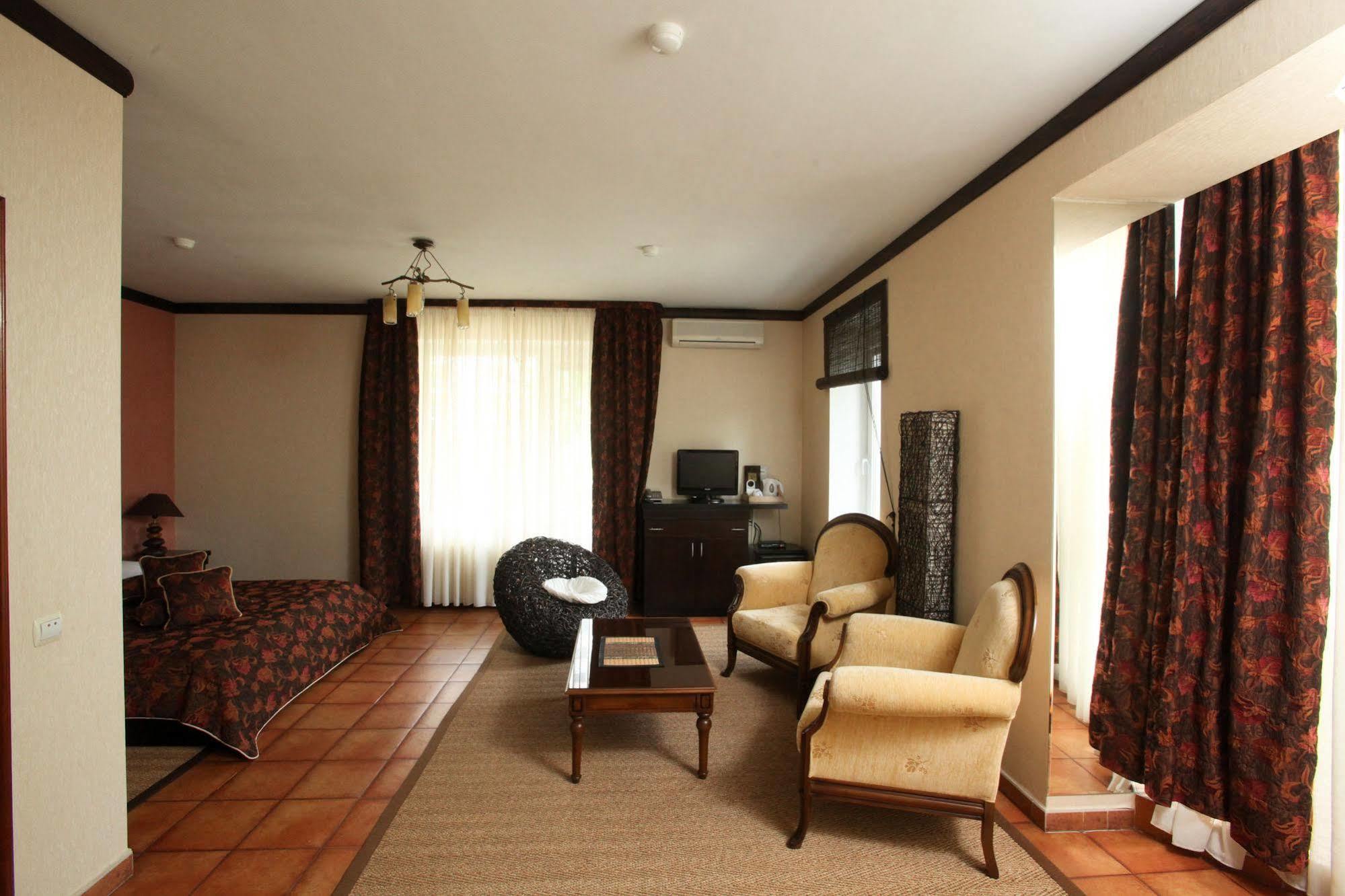 Tulip Residence & Spa Hotel 4*